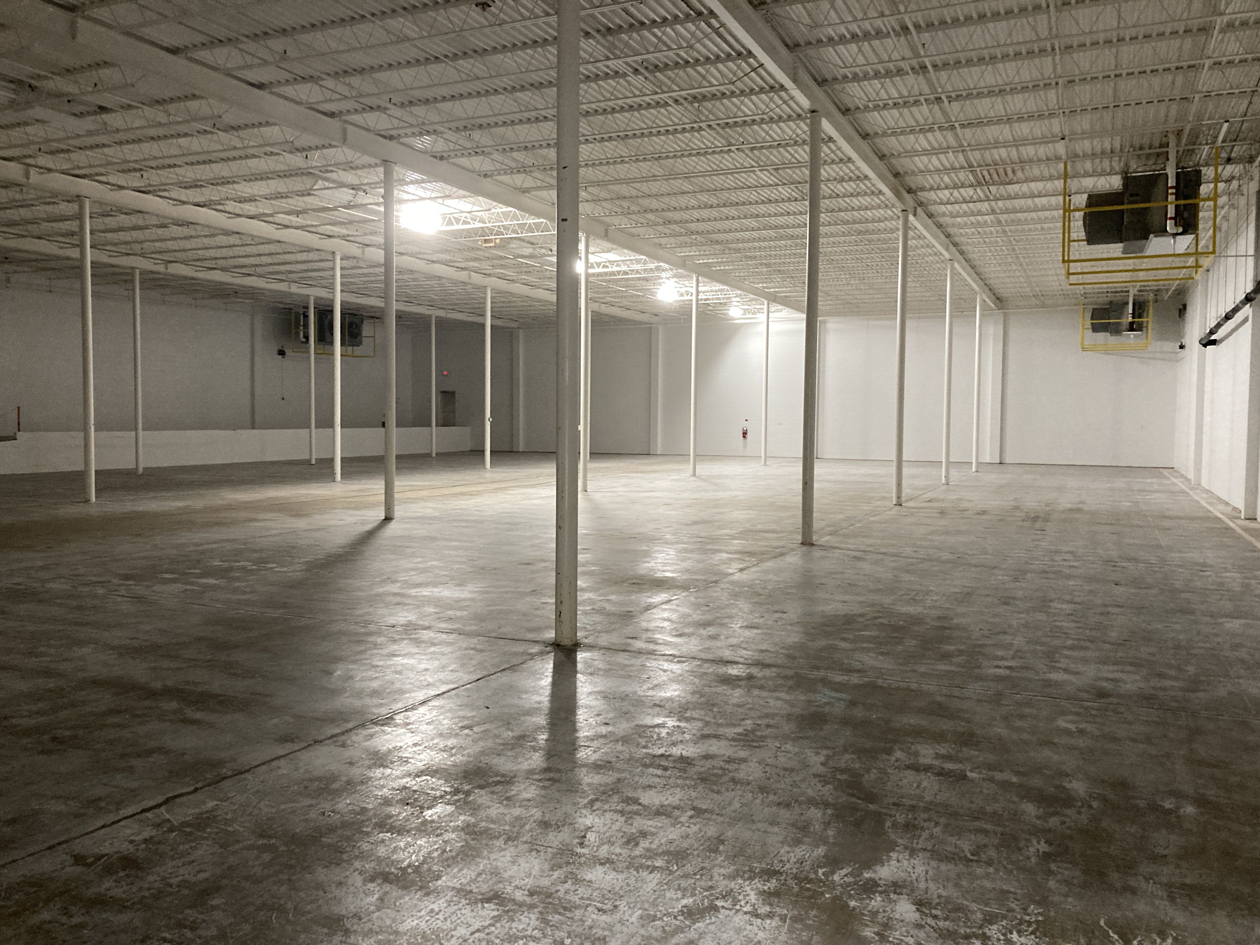 Listing Photo: Interior Refrigerated Warehouse